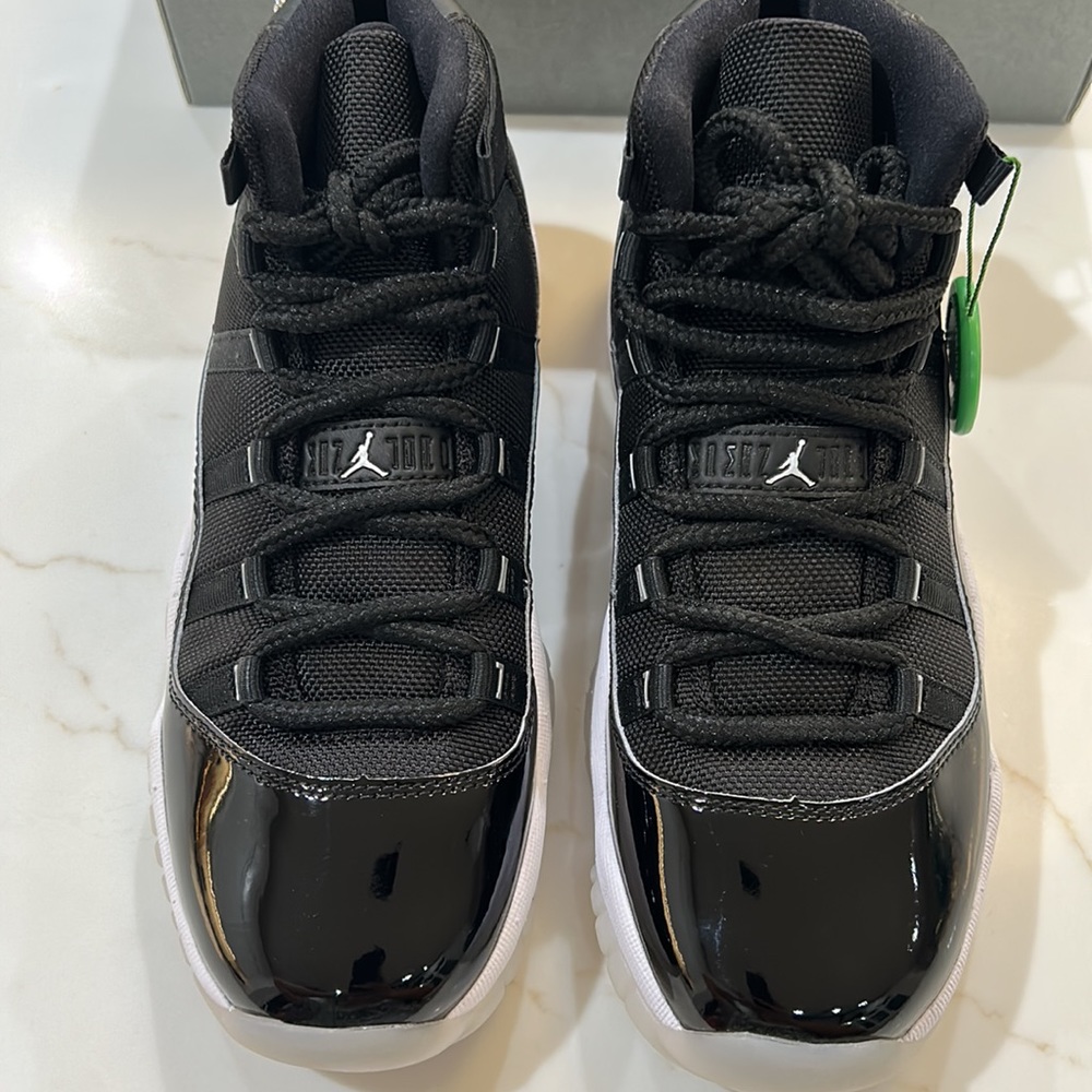 Jordan 11 Retro Jubilee size 6Y